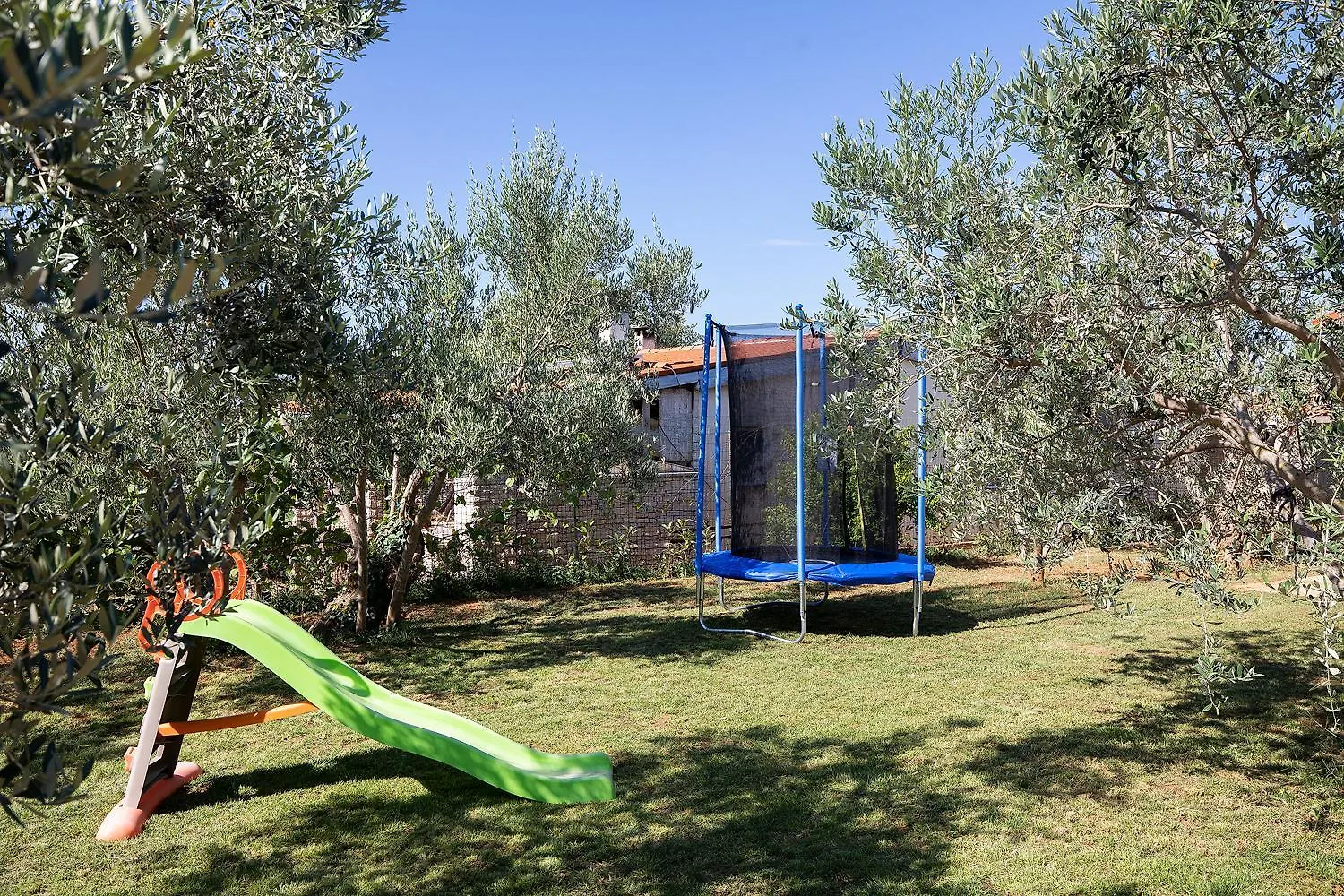 Rustic House In The Forest Medulin Holiday home